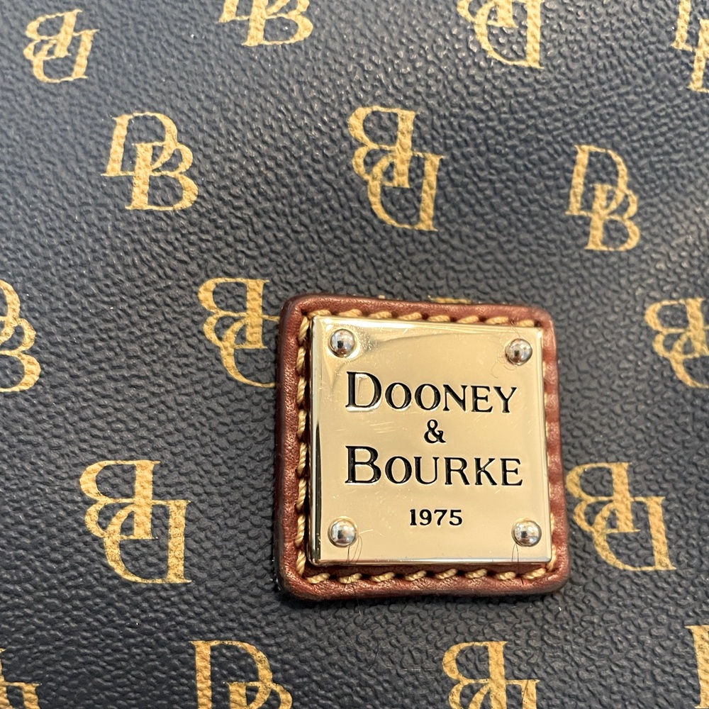 Dooney and Bourke Bag